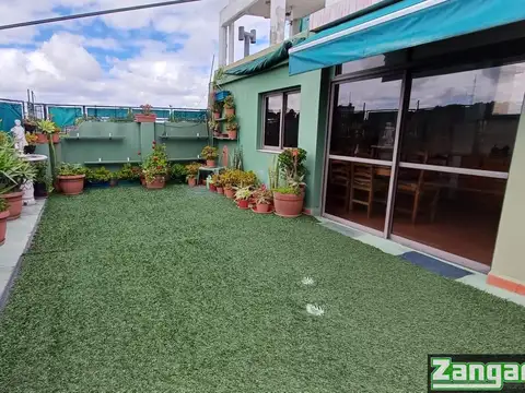 Depto Tipo Casa en Venta de 3 ambientes