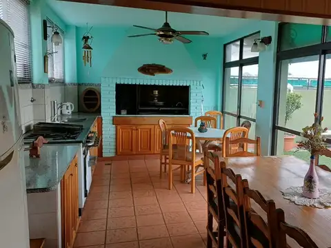 Depto Tipo Casa en Venta al Este