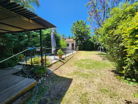 VENTA CASA 4 AMBIENTES  - BELLA VISTA