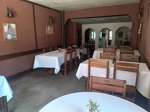 Hosteria las Gemelas Leandro N. Alem 900