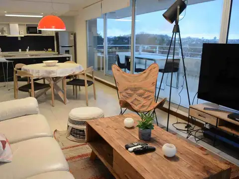 Depto Tipo Casa 2 ambientes con 1 baño