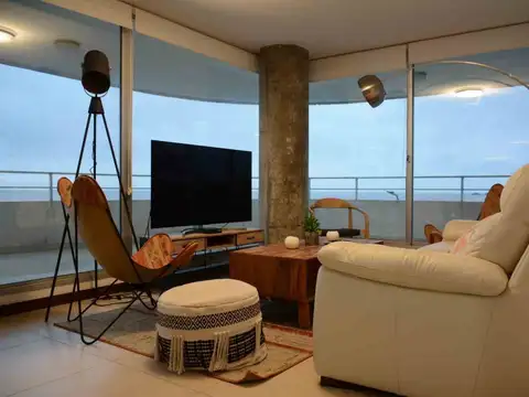 Venta Apartamento 2 Dorm. Dazzler, Dos Orillas