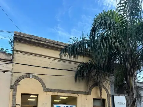LOCALES - A LA CALLE - CORRIENTES