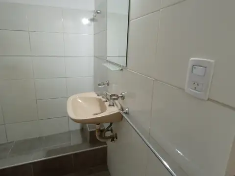 Departamento en Alquiler en Villa Luro, $ 850.000