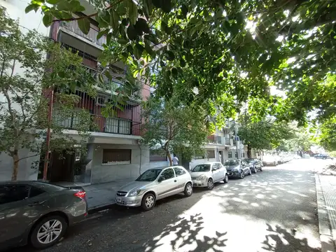 Coronel Ramón Lorenzo Falcón 5400, Piso 6