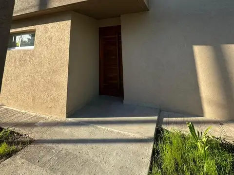 Casa en Alquiler A Estrenar