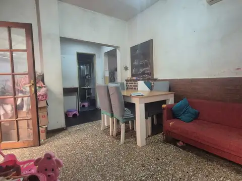 Depto Tipo Casa en Venta de 4 ambientes