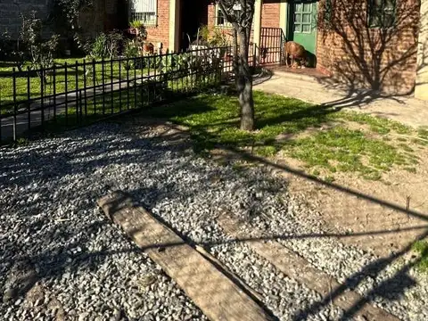 Casa en Venta en Mariano Acosta, USD 120.000