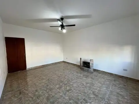 Depto Tipo Casa en Alquiler de 2 dormitorios
