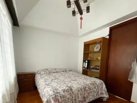Depto Tipo Casa en Venta con 1 cocheras