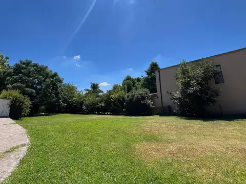 Terreno en Venta de 587,95 m2