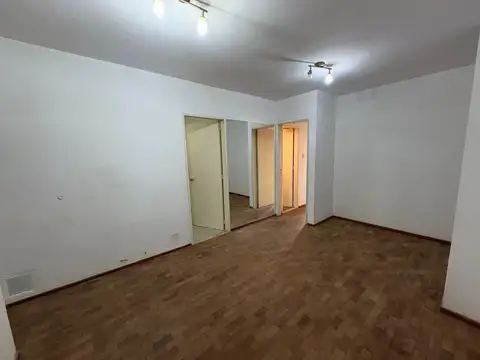 IMPUESTOS INCLUIDOS. DOS DORMITORIOS CENTRO.