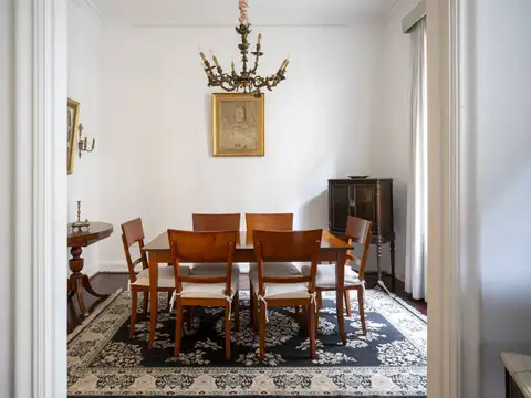 Av. Alvear 1700, Piso 0