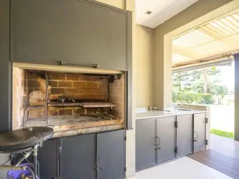 Casa en Venta al Este