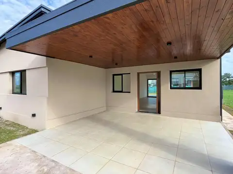 Casa en Alquiler de 3 dormitorios