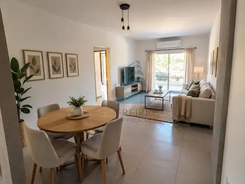 DEPARTAMENTO DE 3 AMBIENTES, con COCHERA y BALCON TERRAZA, AV. TUCUMÁN, PILAR CENTRO