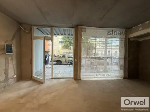 Local en Venta en Coghlan, USD 160.000