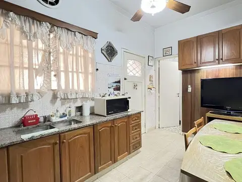 Depto Tipo Casa 5 ambientes con 1 baño
