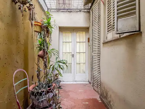 Casa 1/2 dormitorios - Patio y Terraza - DORREGO Y PELLEGRINI