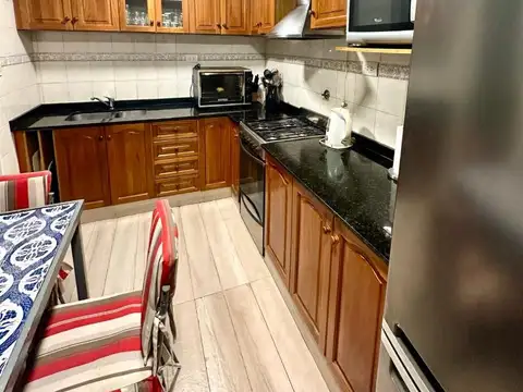Depto Tipo Casa en Venta de 5 ambientes