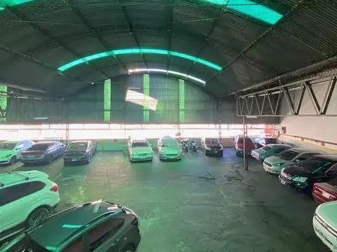Cochera en venta en Balvanera, oportunidad