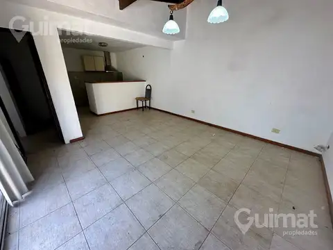 Venta en block - 2 Loc.   1 PH