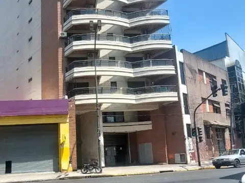 Av Gral Diaz Velez 5300, Piso 4