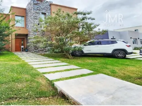 Casa Vena 3 Dormitorios Lote de 410 m2 Los Arces Pilar