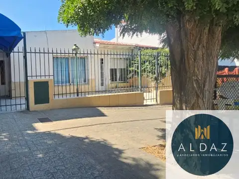 Casa en venta c/ cochera en Villa Amaducci
