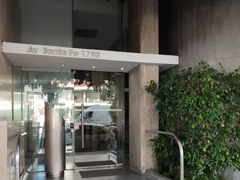 Impecable departamento de 4 ambientes- Centro de  Martínez