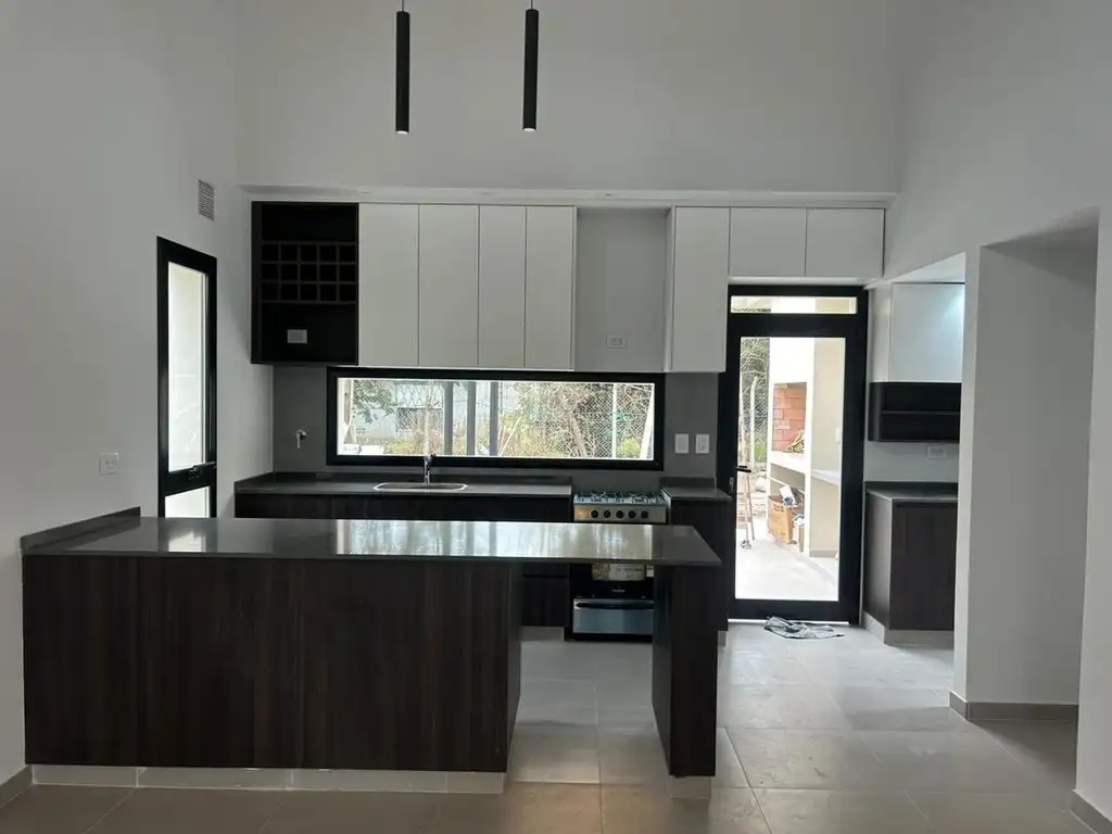 VENTA CASA 4 AMBIENTES EN BARRIO "BRUJAS" PILAR - Foto 14