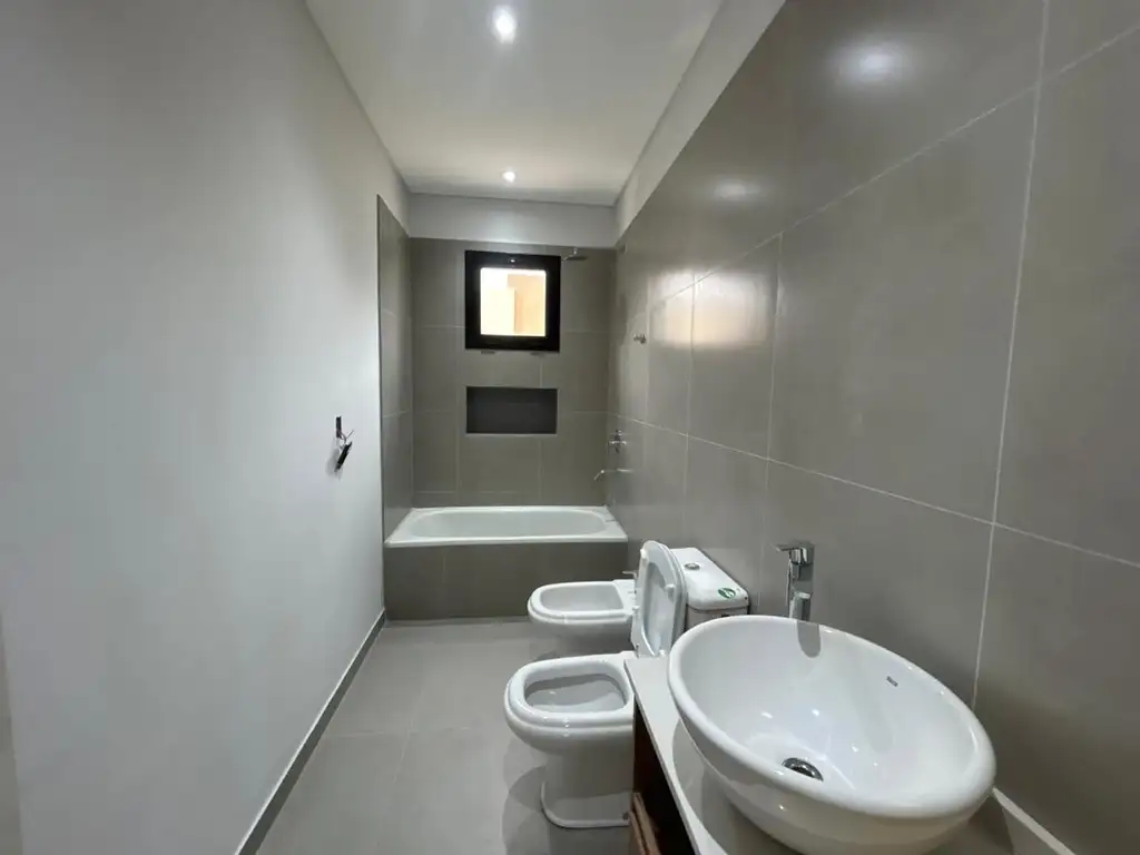 VENTA CASA 4 AMBIENTES EN BARRIO "BRUJAS" PILAR - Foto 30