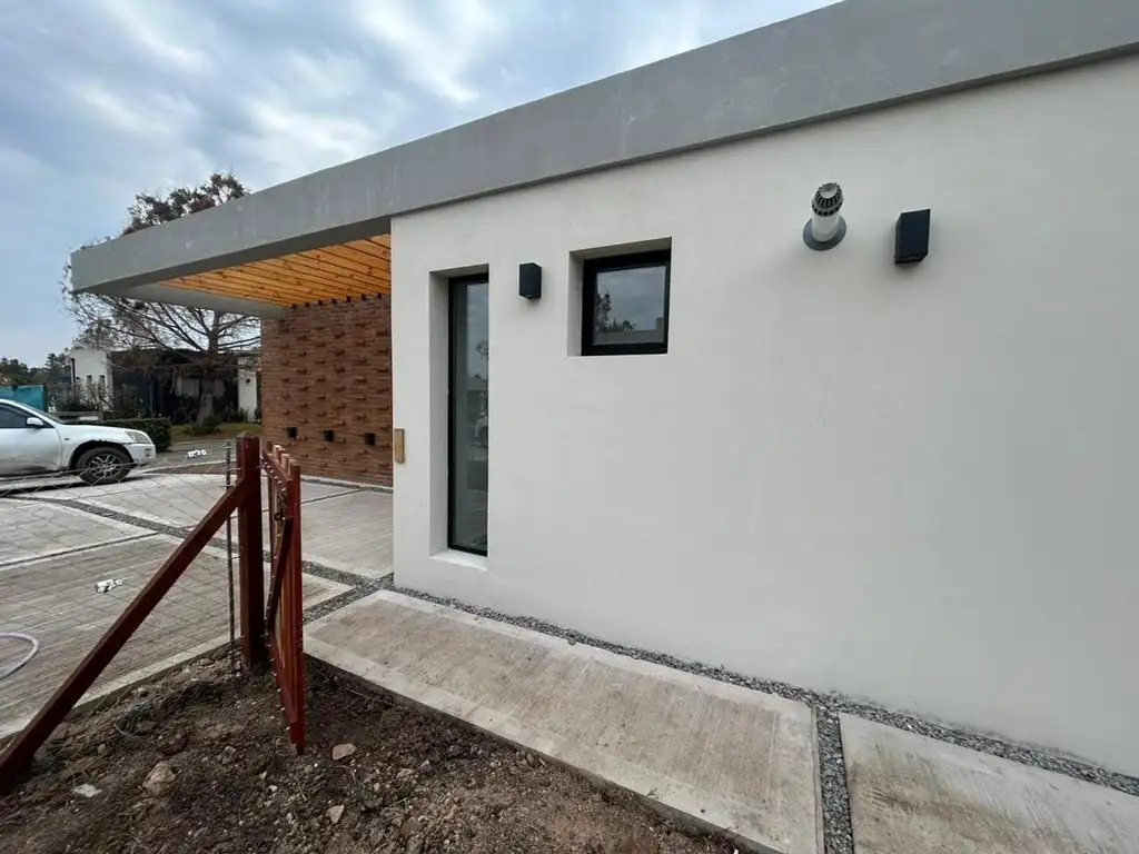 VENTA CASA 4 AMBIENTES EN BARRIO "BRUJAS" PILAR - Foto 36