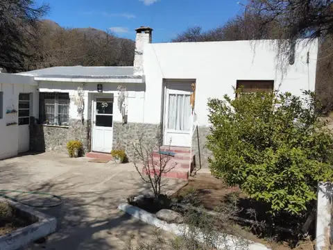Excelente 2 casas lote 730 cochera sto cabral 500 barrio san martin capilla del monte