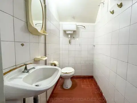 Local en Alquiler en Munro-Este, $ 900.000