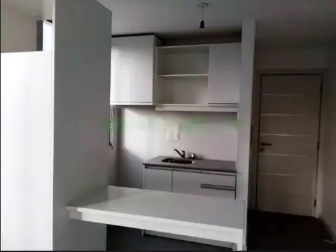 Av. Libertador 1900, Piso 4