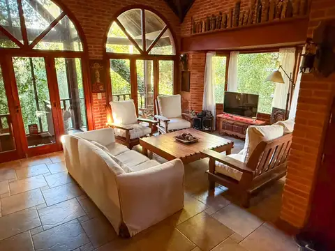 Casa en Alquiler de 5 dormitorios