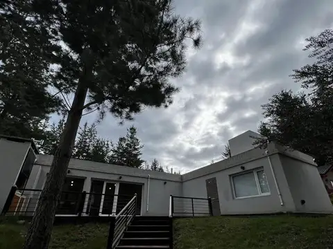 Muy linda Casa en Barrio Privado Chubut, Altos de Golondrina