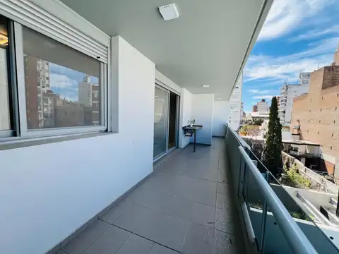 Departamento 4 ambientes con 3 baños