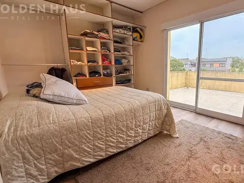 Casa 5 ambientes con 2 baños