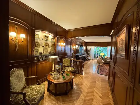 Rodríguez Peña 1700