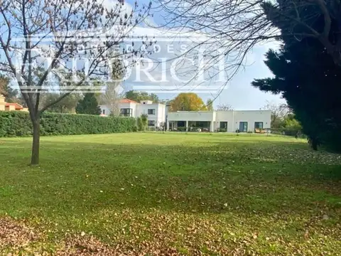 Terreno en Venta en Santa Ana, USD 140.000