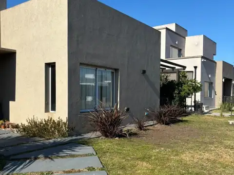 Casa en La Horqueta de Echeverría