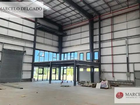 Depósito 5.400 m2 a estrenar -  spegazzini