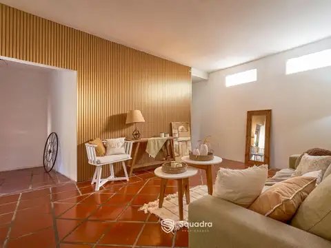 Casa en Venta con 1 cochera