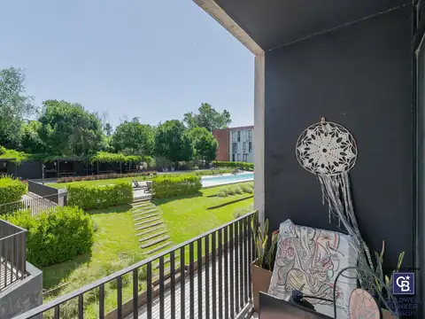 CAMAAÑO Y MANZONI  COMPLEJO BAMBOO