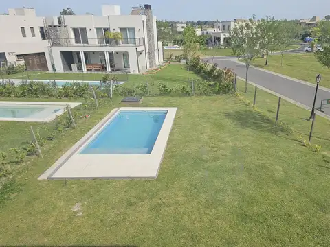 Casa en Venta en La Lonja, USD 218.000