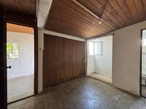 Alquilo casa 1 dormitorio patio cerrado en Pando