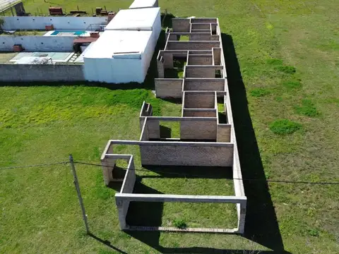 Se vende complejo de departamentos a terminar 
