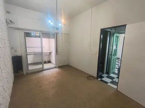 Depto Tipo Casa en Venta de 1 dormitorio